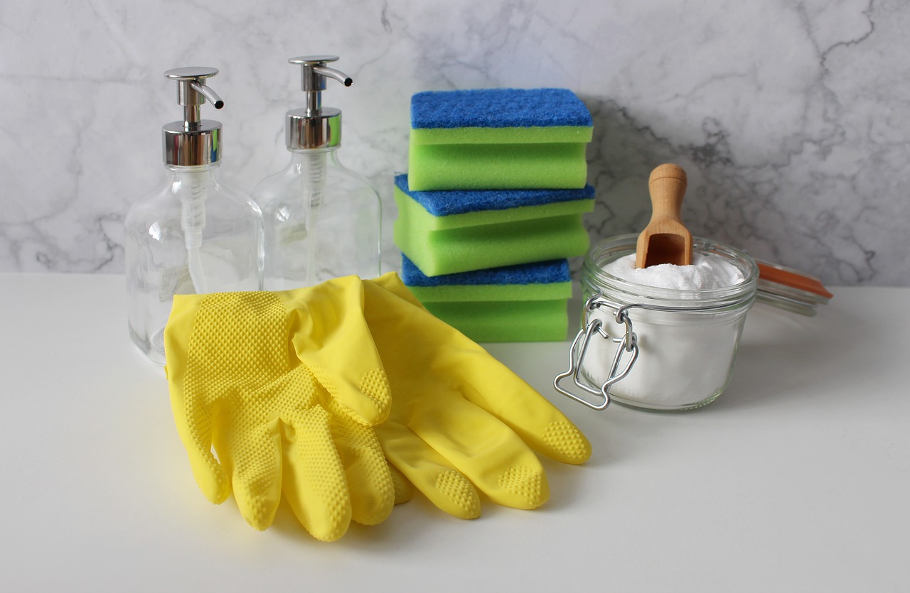 gloves, cleaning, clean-4017614.jpg